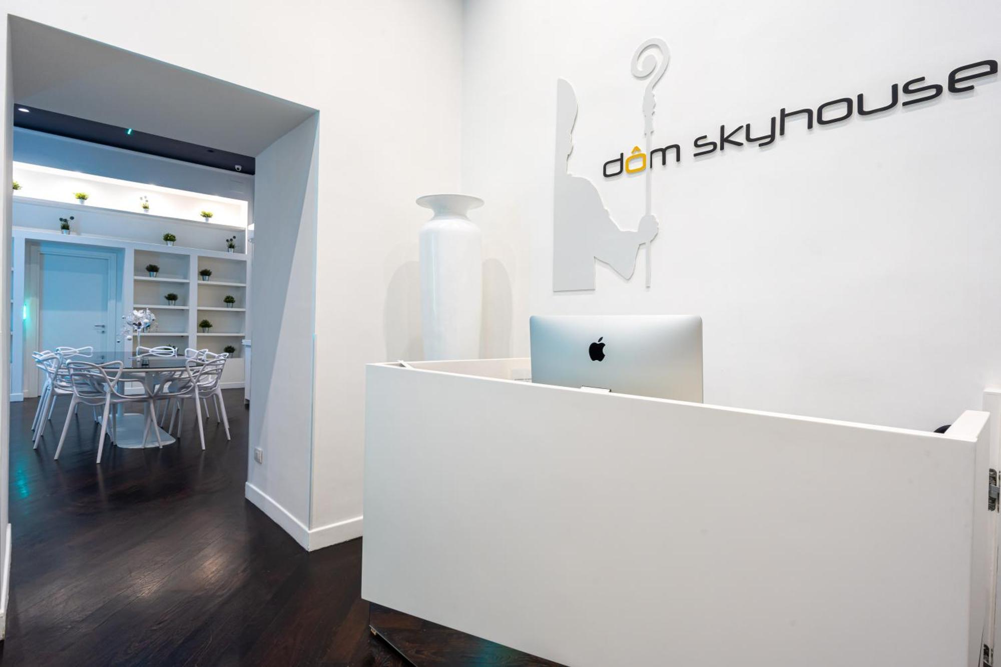 Skyhouse Duomo Bed & Breakfast เนเปิลส์ ภายนอก รูปภาพ