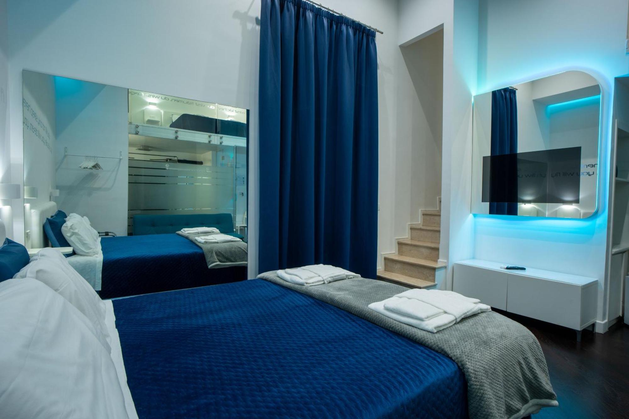 Skyhouse Duomo Bed & Breakfast เนเปิลส์ ภายนอก รูปภาพ