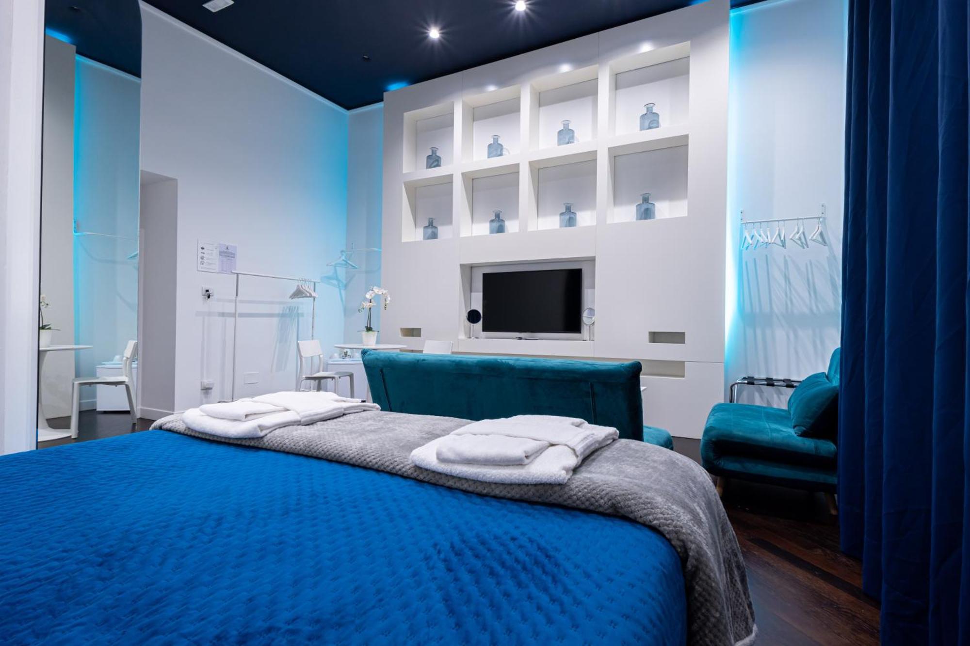 Skyhouse Duomo Bed & Breakfast เนเปิลส์ ภายนอก รูปภาพ