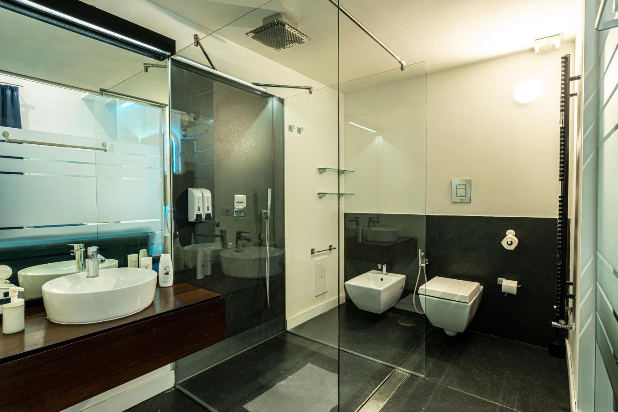 Skyhouse Duomo Bed & Breakfast เนเปิลส์ ภายนอก รูปภาพ